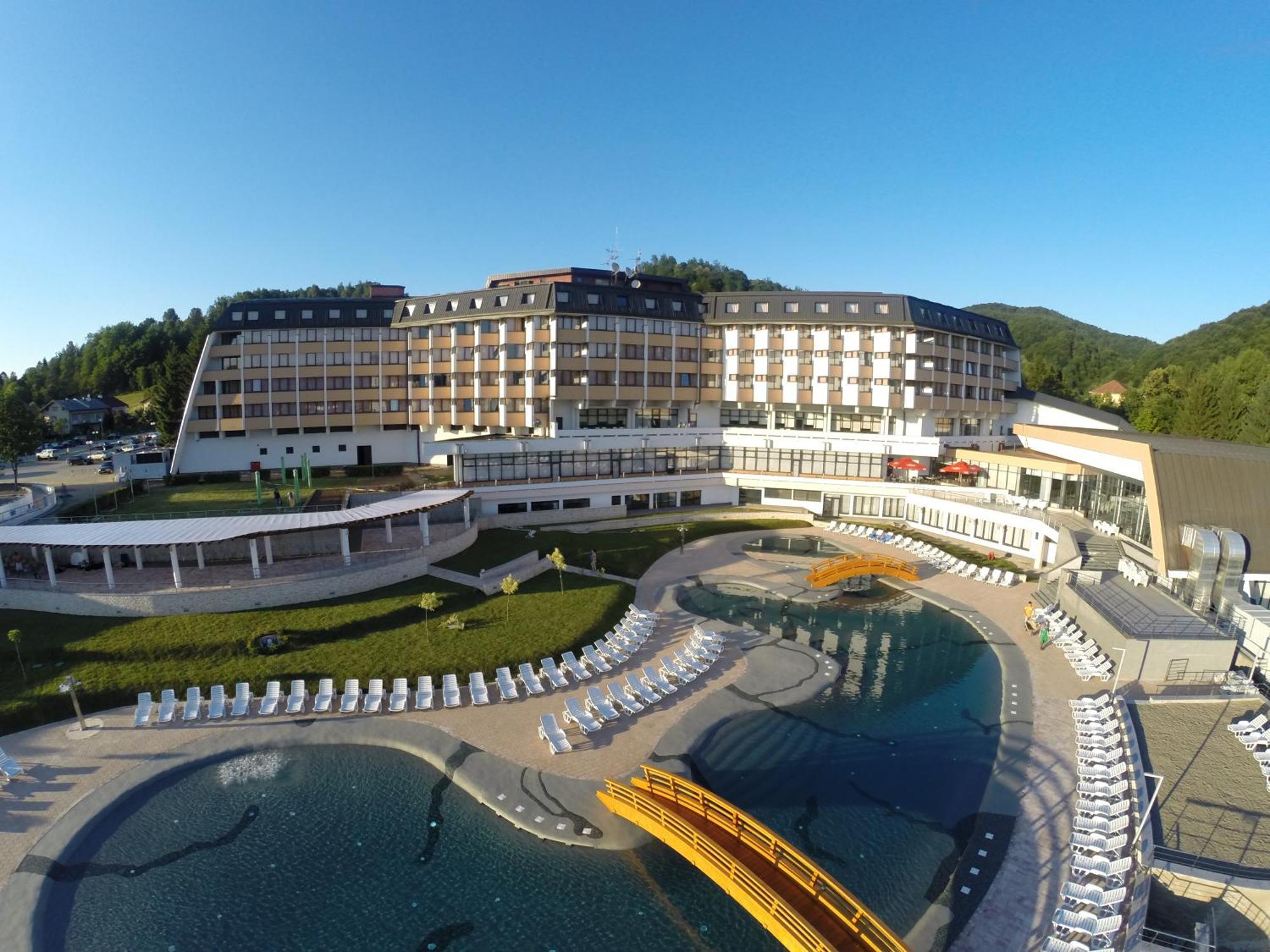 Hotel Kardial Teslić Zewnętrze zdjęcie